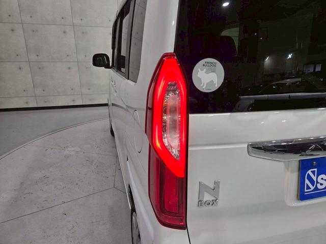 Ｎ－ＢＯＸ Ｇ・Ｌホンダセンシング　３６０度スーパーＵＶ／ＩＲカットＰＫＧ　社外ナビ　フルセグＴＶ　ＢＴ接続　バックモニター　シートヒーター　パワスラ　ステアスイッチ　レーダークルーズ　ドラレコ　スペアキー　ＥＴＣ　ユーザー様直接仕入れ（17枚目）