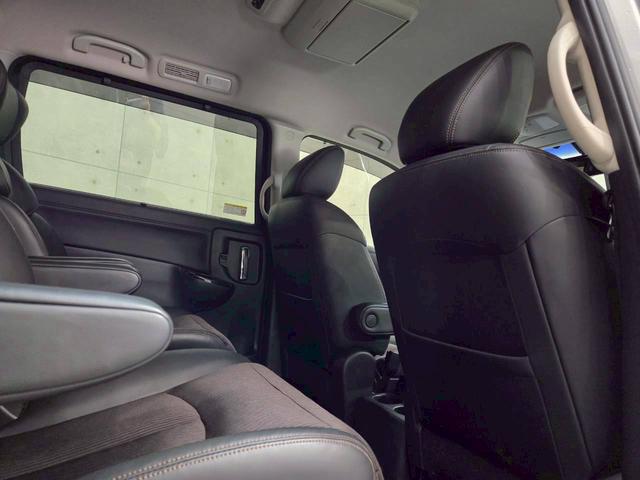 エルグランド 250ハイウェイスター ワンオーナー 純正ナビ フルセグTV Bluetooth バックカメラ フリップダウン LEDヘッドライト 両側パワスラ 純正18インチAW ハーフレザーシート クルコン ドラレコ スペアキー ETC(58枚目)