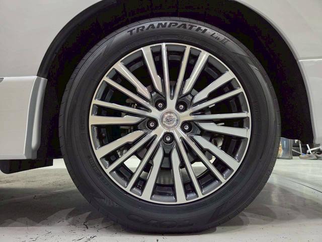 エルグランド 250ハイウェイスター ワンオーナー 純正ナビ フルセグTV Bluetooth バックカメラ フリップダウン LEDヘッドライト 両側パワスラ 純正18インチAW ハーフレザーシート クルコン ドラレコ スペアキー ETC(71枚目)