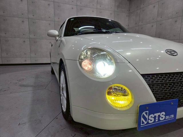 コペン 2ndアニバーサリーエディション 社外15インチアルミ 社外追加メーター HIDヘッドライト フォグランプ RECAROシート シートヒーター 純正オーディオ ドラレコ MOMOステア リモコンキー ETC車載器 ユーザー様直接仕入れ(10枚目)