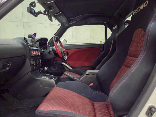 コペン 2ndアニバーサリーエディション 社外15インチアルミ 社外追加メーター HIDヘッドライト フォグランプ RECAROシート シートヒーター 純正オーディオ ドラレコ MOMOステア リモコンキー ETC車載器 ユーザー様直接仕入れ(51枚目)