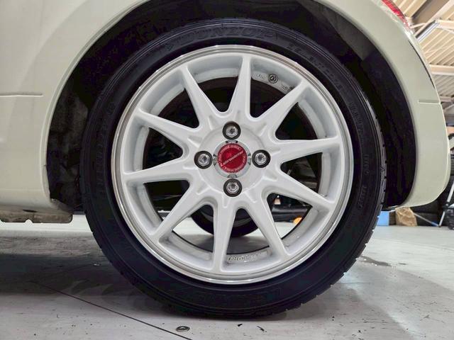 コペン 2ndアニバーサリーエディション 社外15インチアルミ 社外追加メーター HIDヘッドライト フォグランプ RECAROシート シートヒーター 純正オーディオ ドラレコ MOMOステア リモコンキー ETC車載器 ユーザー様直接仕入れ(62枚目)