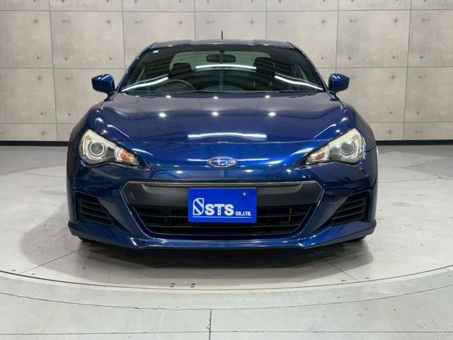 ＢＲＺ Ｒ　６速マニュアル　ショーワチューニングローダウンサス　ＢＢＳ製１６インチアルミ　Ｓｔｒａｄａナビ　フルセグＴＶ　Ｂｌｕｅｔｏｏｔｈ接続　ＨＩＤヘッドライト　革巻きステアリング　リモコンキー　スペアキー有（7枚目）