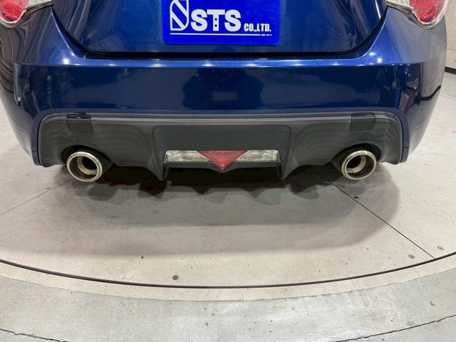 ＢＲＺ Ｒ　６速マニュアル　ショーワチューニングローダウンサス　ＢＢＳ製１６インチアルミ　Ｓｔｒａｄａナビ　フルセグＴＶ　Ｂｌｕｅｔｏｏｔｈ接続　ＨＩＤヘッドライト　革巻きステアリング　リモコンキー　スペアキー有（24枚目）