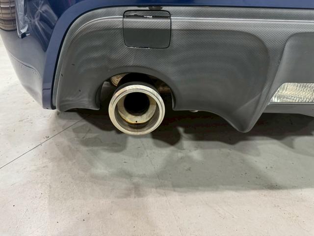 ＢＲＺ Ｒ　６速マニュアル　ショーワチューニングローダウンサス　ＢＢＳ製１６インチアルミ　Ｓｔｒａｄａナビ　フルセグＴＶ　Ｂｌｕｅｔｏｏｔｈ接続　ＨＩＤヘッドライト　革巻きステアリング　リモコンキー　スペアキー有（25枚目）