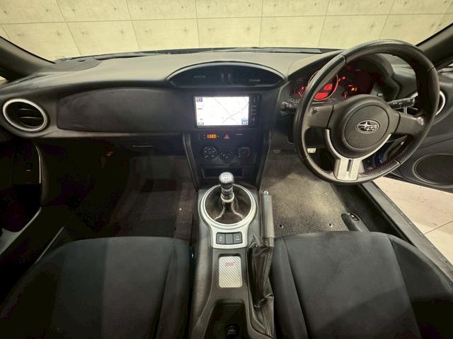 ＢＲＺ Ｒ　６速マニュアル　ショーワチューニングローダウンサス　ＢＢＳ製１６インチアルミ　Ｓｔｒａｄａナビ　フルセグＴＶ　Ｂｌｕｅｔｏｏｔｈ接続　ＨＩＤヘッドライト　革巻きステアリング　リモコンキー　スペアキー有（27枚目）