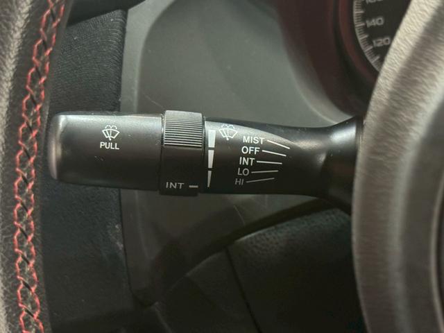 ＢＲＺ Ｒ　６速マニュアル　ショーワチューニングローダウンサス　ＢＢＳ製１６インチアルミ　Ｓｔｒａｄａナビ　フルセグＴＶ　Ｂｌｕｅｔｏｏｔｈ接続　ＨＩＤヘッドライト　革巻きステアリング　リモコンキー　スペアキー有（31枚目）