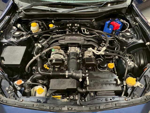 ＢＲＺ Ｒ　６速マニュアル　ショーワチューニングローダウンサス　ＢＢＳ製１６インチアルミ　Ｓｔｒａｄａナビ　フルセグＴＶ　Ｂｌｕｅｔｏｏｔｈ接続　ＨＩＤヘッドライト　革巻きステアリング　リモコンキー　スペアキー有（58枚目）