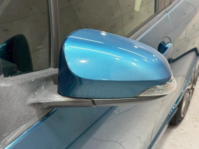 ヴィッツ ＲＳ　Ｇ’ｓ　５速マニュアル　Ｇｓ’純正サスペンション・１７インチアルミ　ＨＩＤヘッドライト　フォグランプ　オートライト　ＬＥＤ／ＢＥＡＭ　社外ナビ　電動格納ミラー　リモコンキー　ＥＴＣ車載器　実走行３．０万キロ台（23枚目）