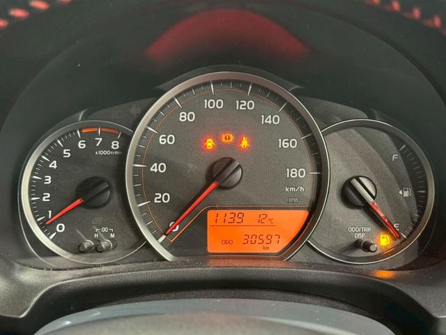 ヴィッツ ＲＳ　Ｇ’ｓ　５速マニュアル　Ｇｓ’純正サスペンション・１７インチアルミ　ＨＩＤヘッドライト　フォグランプ　オートライト　ＬＥＤ／ＢＥＡＭ　社外ナビ　電動格納ミラー　リモコンキー　ＥＴＣ車載器　実走行３．０万キロ台（26枚目）