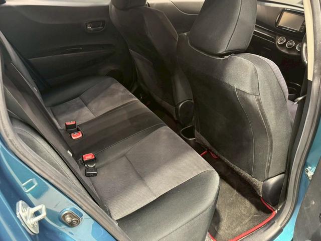 ヴィッツ ＲＳ　Ｇ’ｓ　５速マニュアル　Ｇｓ’純正サスペンション・１７インチアルミ　ＨＩＤヘッドライト　フォグランプ　オートライト　ＬＥＤ／ＢＥＡＭ　社外ナビ　電動格納ミラー　リモコンキー　ＥＴＣ車載器　実走行３．０万キロ台（56枚目）