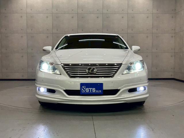 LS LS460 バージョンU Iパッケージ ムーンルーフ 社外エアロ マークレビンソン ベージュレザーシート パワーシート 全席シートヒーター&ベンチレーション 純正ナビ フルセグTV リアカメラ フリップダウン 純正19AW クルコン ETC(9枚目)