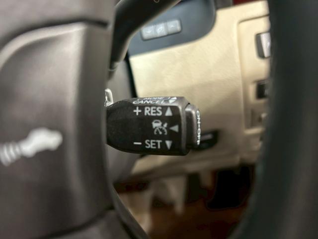 LS LS460 バージョンU Iパッケージ ムーンルーフ 社外エアロ マークレビンソン ベージュレザーシート パワーシート 全席シートヒーター&ベンチレーション 純正ナビ フルセグTV リアカメラ フリップダウン 純正19AW クルコン ETC(32枚目)