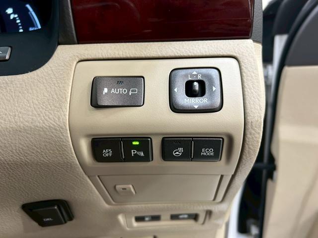 LS LS460 バージョンU Iパッケージ ムーンルーフ 社外エアロ マークレビンソン ベージュレザーシート パワーシート 全席シートヒーター&ベンチレーション 純正ナビ フルセグTV リアカメラ フリップダウン 純正19AW クルコン ETC(35枚目)