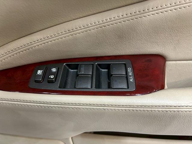 LS LS460 バージョンU Iパッケージ ムーンルーフ 社外エアロ マークレビンソン ベージュレザーシート パワーシート 全席シートヒーター&ベンチレーション 純正ナビ フルセグTV リアカメラ フリップダウン 純正19AW クルコン ETC(38枚目)
