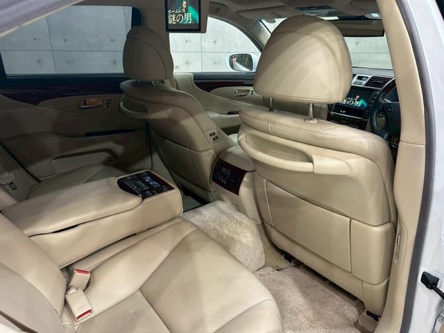 LS LS460 バージョンU Iパッケージ ムーンルーフ 社外エアロ マークレビンソン ベージュレザーシート パワーシート 全席シートヒーター&ベンチレーション 純正ナビ フルセグTV リアカメラ フリップダウン 純正19AW クルコン ETC(57枚目)