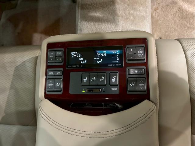 LS LS460 バージョンU Iパッケージ ムーンルーフ 社外エアロ マークレビンソン ベージュレザーシート パワーシート 全席シートヒーター&ベンチレーション 純正ナビ フルセグTV リアカメラ フリップダウン 純正19AW クルコン ETC(60枚目)