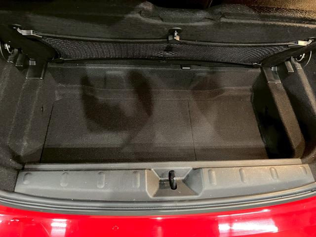 ＭＩＮＩ クーパーＳ　ＪＣＷパッケージ　ボンネットストライプ　リアスポイラー　ＨＩＤヘッドライト　フォグ　純正１７インチＡＷ　純正ナビ　ＢＴ接続　ハーフレザーシート　パドルシフト　ＨＵＤ　スペアキー　ＥＴＣ車載器（57枚目）