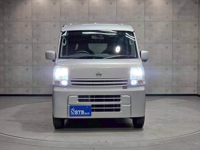 ＮＶ１００クリッパーバン ＤＸ　ＧＬエマージェンシーブレーキパッケージ　ユーザー様直接仕入れ　純正ナビ　フルセグＴＶ　Ｂｌｕｅｔｏｏｔｈ接続　バックモニター　車内キャリア　１２インチホイール　ドラレコ　エマブレ　電格ミラー　サイドバイザー　リモコンキー　スペアキー　ＥＴＣ（9枚目）