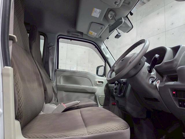 ＮＶ１００クリッパーバン ＤＸ　ＧＬエマージェンシーブレーキパッケージ　ユーザー様直接仕入れ　純正ナビ　フルセグＴＶ　Ｂｌｕｅｔｏｏｔｈ接続　バックモニター　車内キャリア　１２インチホイール　ドラレコ　エマブレ　電格ミラー　サイドバイザー　リモコンキー　スペアキー　ＥＴＣ（45枚目）