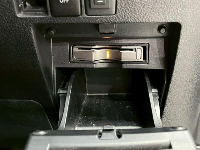 ヴェルファイア ２．５Ｚ　Ａエディション　ＲＯＷＥＮエアロ・バンパー・マフラー　２０インチＡＷ　エアサス　社外テール　サンルーフ　ＢｉｇＸナビ　ＤＴＶ　ＢＴ接続　リアカメラ　フリップダウン　社外スピーカーキット　ドラレコ　シートカバー　ＥＴＣ（37枚目）