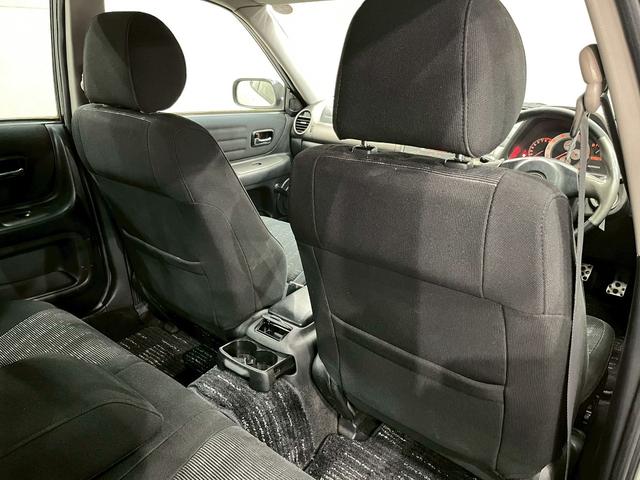 アルテッツァ ＲＳ２００　Ｚエディション　６速マニュアル　ＨＩＤヘッドライト　フォグランプ　純正１７インチアルミ　カロッツェリアオーディオ　ＣＤ　エアコン　シートバックポケット　電動格納ドアミラー　リモコンキー　予備キー　実走行６．４万キロ台（41枚目）