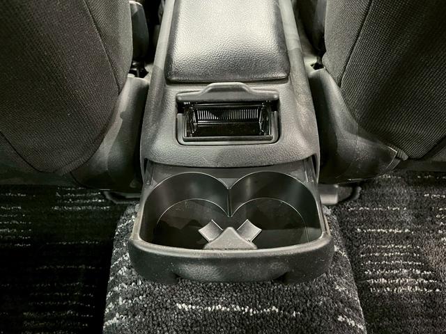 アルテッツァ ＲＳ２００　Ｚエディション　６速マニュアル　ＨＩＤヘッドライト　フォグランプ　純正１７インチアルミ　カロッツェリアオーディオ　ＣＤ　エアコン　シートバックポケット　電動格納ドアミラー　リモコンキー　予備キー　実走行６．４万キロ台（45枚目）