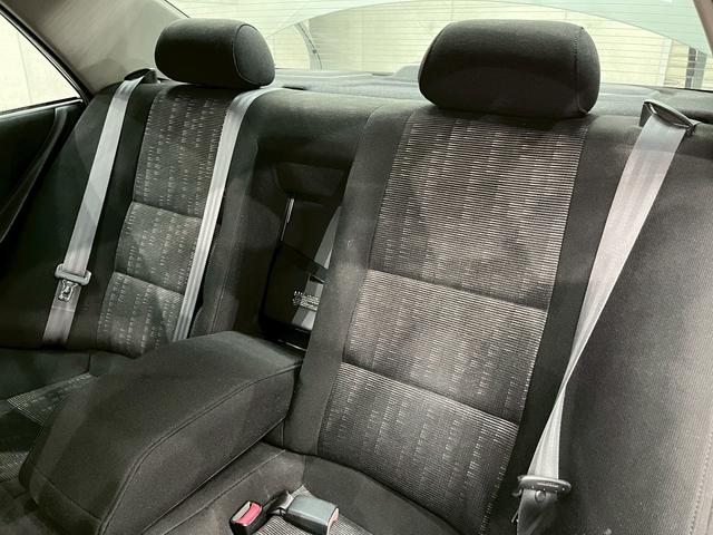 アルテッツァ ＲＳ２００　Ｚエディション　６速マニュアル　ＨＩＤヘッドライト　フォグランプ　純正１７インチアルミ　カロッツェリアオーディオ　ＣＤ　エアコン　シートバックポケット　電動格納ドアミラー　リモコンキー　予備キー　実走行６．４万キロ台（48枚目）