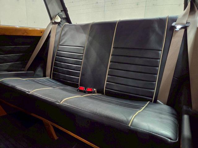 MINI クーパー 社外12インチアルミホイール ブラックレザーシート ポータブルナビ カロッツェリアオーディオ エアコン 木目インパネ 革巻きステアリング ETC車載器 実走行5.3万キロ台 正規ディーラー 色替え車両(47枚目)