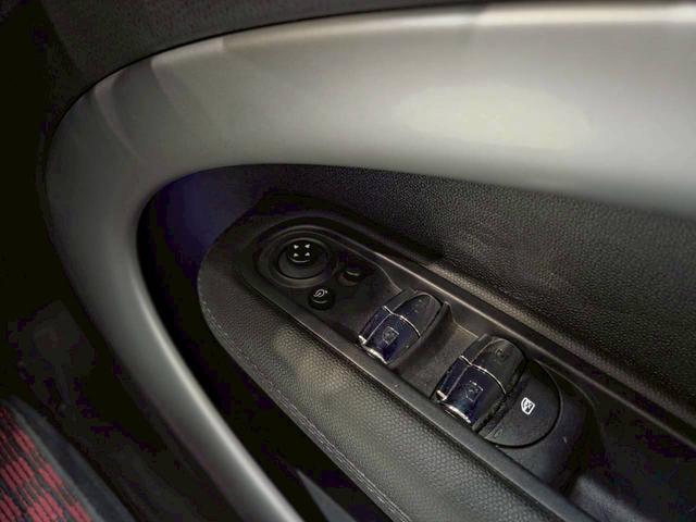 前オーナー様から直接買い取らせて頂いたお車です。直接お話をお聞きしてコンディションを把握している為、展示している車両状態には自信があります！是非とも実車をご覧ください♪