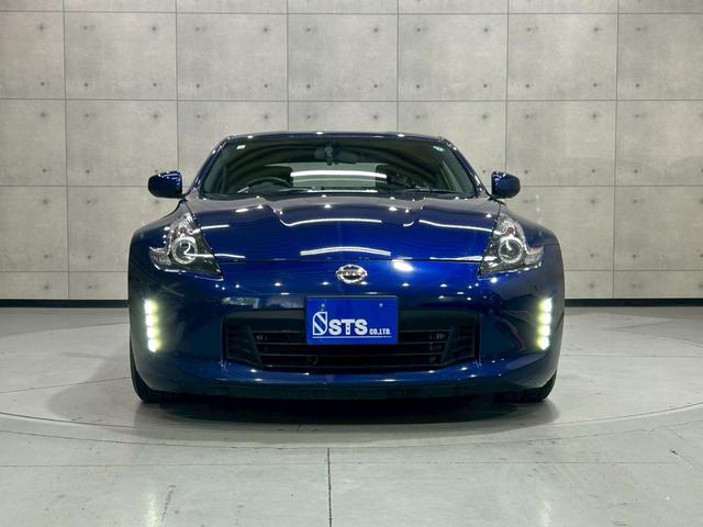 フェアレディZ ベースグレード 6速MT リアスポイラー 社外ナビ フルセグTV BT接続 リアカメラ HIDヘッドライト LEDデイライト オートライト 純正18インチAW NISMOシフトノブカバー インテリジェントキー ETC(7枚目)