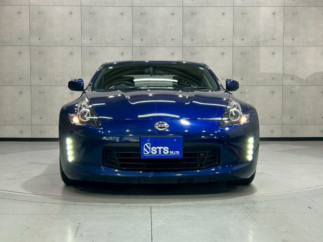 フェアレディZ ベースグレード 6速MT リアスポイラー 社外ナビ フルセグTV BT接続 リアカメラ HIDヘッドライト LEDデイライト オートライト 純正18インチAW NISMOシフトノブカバー インテリジェントキー ETC(8枚目)