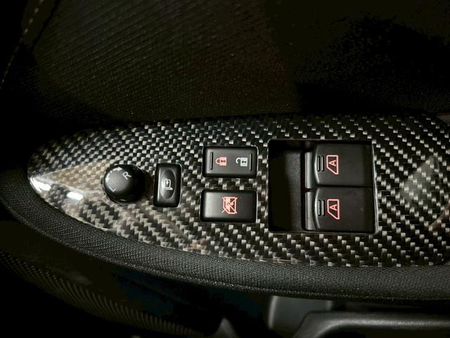 フェアレディZ ベースグレード 6速MT リアスポイラー 社外ナビ フルセグTV BT接続 リアカメラ HIDヘッドライト LEDデイライト オートライト 純正18インチAW NISMOシフトノブカバー インテリジェントキー ETC(34枚目)