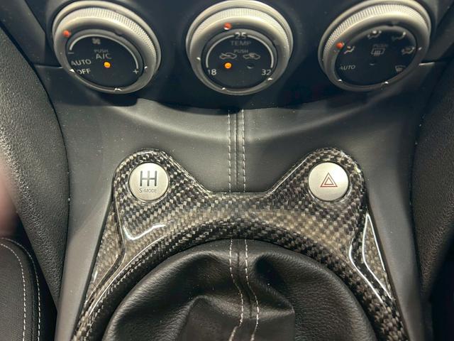 フェアレディZ ベースグレード 6速MT リアスポイラー 社外ナビ フルセグTV BT接続 リアカメラ HIDヘッドライト LEDデイライト オートライト 純正18インチAW NISMOシフトノブカバー インテリジェントキー ETC(41枚目)