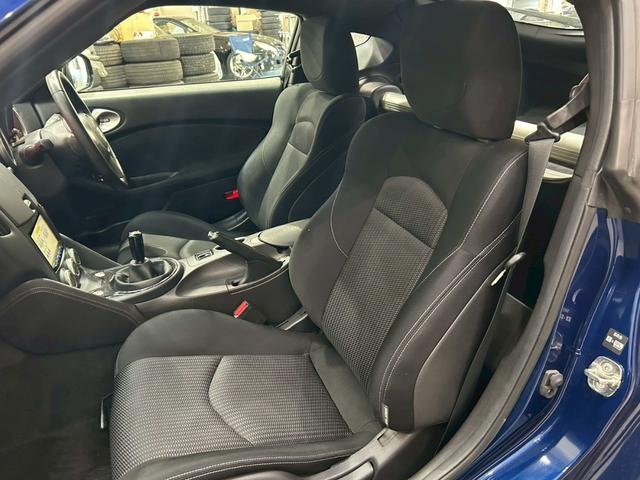 フェアレディZ ベースグレード 6速MT リアスポイラー 社外ナビ フルセグTV BT接続 リアカメラ HIDヘッドライト LEDデイライト オートライト 純正18インチAW NISMOシフトノブカバー インテリジェントキー ETC(52枚目)