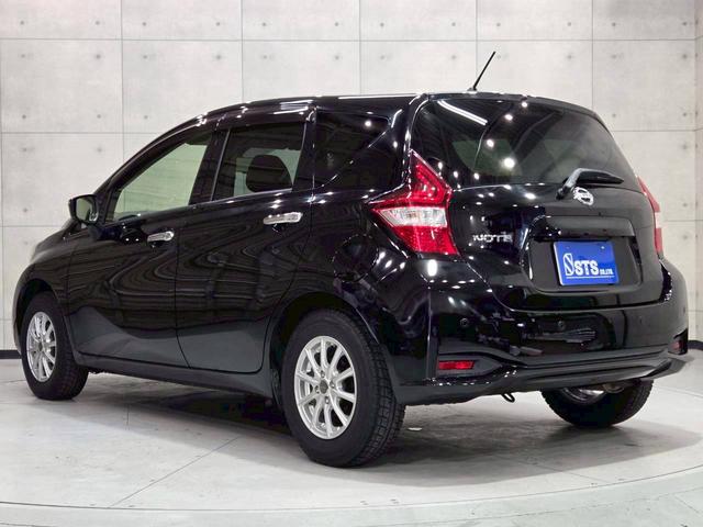 ノート Ｘ　ＤＩＧ－Ｓ　ユーザー様直接仕入れ　プリクラッシュ　社外１４インチ　純正ナビ　フルセグＴＶ　アラウンドビューモニター　ＨＩＤライト　ステアスイッチ　ドアバイザー　Ｐスタート　インテリジェントキー　スペアキー　ＥＴＣ（19枚目）