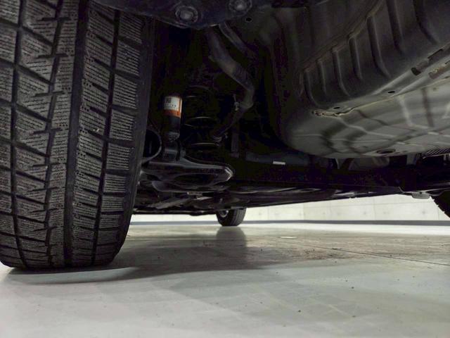 ノート Ｘ　ＤＩＧ－Ｓ　ユーザー様直接仕入れ　プリクラッシュ　社外１４インチ　純正ナビ　フルセグＴＶ　アラウンドビューモニター　ＨＩＤライト　ステアスイッチ　ドアバイザー　Ｐスタート　インテリジェントキー　スペアキー　ＥＴＣ（24枚目）