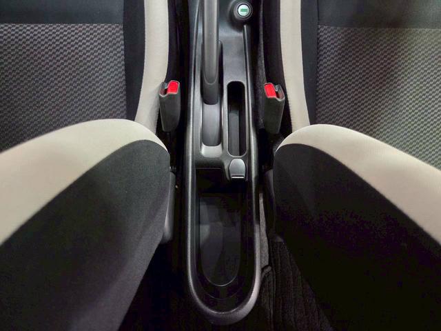 ノート Ｘ　ＤＩＧ－Ｓ　ユーザー様直接仕入れ　プリクラッシュ　社外１４インチ　純正ナビ　フルセグＴＶ　アラウンドビューモニター　ＨＩＤライト　ステアスイッチ　ドアバイザー　Ｐスタート　インテリジェントキー　スペアキー　ＥＴＣ（45枚目）