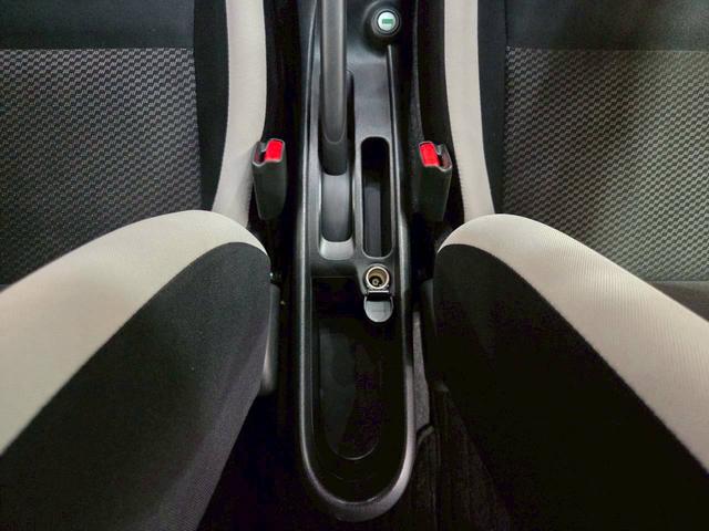 ノート Ｘ　ＤＩＧ－Ｓ　ユーザー様直接仕入れ　プリクラッシュ　社外１４インチ　純正ナビ　フルセグＴＶ　アラウンドビューモニター　ＨＩＤライト　ステアスイッチ　ドアバイザー　Ｐスタート　インテリジェントキー　スペアキー　ＥＴＣ（46枚目）