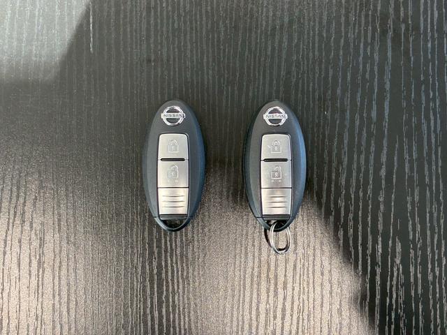 ノート Ｘ　ＤＩＧ－Ｓ　ユーザー様直接仕入れ　プリクラッシュ　社外１４インチ　純正ナビ　フルセグＴＶ　アラウンドビューモニター　ＨＩＤライト　ステアスイッチ　ドアバイザー　Ｐスタート　インテリジェントキー　スペアキー　ＥＴＣ（73枚目）