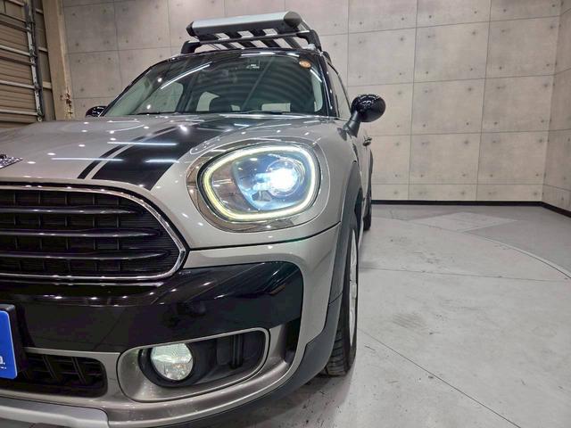 ＭＩＮＩ クーパーＤ　クロスオーバー　オール４　ユーザー様直接仕入れ車両　ルーフキャリア　ボンネットストライプ　ＬＥＤヘッドライト　純正１７インチＡＷ　純正ナビ　ＢＴ接続　シートヒーター　ステアスイッチ　クルコン　ドラレコ　ウェルカムランプ　ＥＴＣ（11枚目）