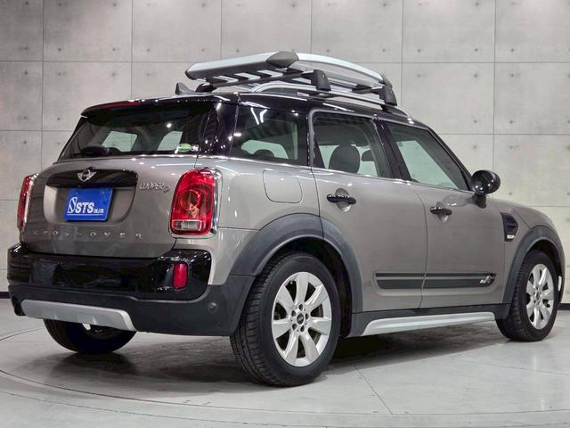 ＭＩＮＩ クーパーＤ　クロスオーバー　オール４　ユーザー様直接仕入れ車両　ルーフキャリア　ボンネットストライプ　ＬＥＤヘッドライト　純正１７インチＡＷ　純正ナビ　ＢＴ接続　シートヒーター　ステアスイッチ　クルコン　ドラレコ　ウェルカムランプ　ＥＴＣ（14枚目）