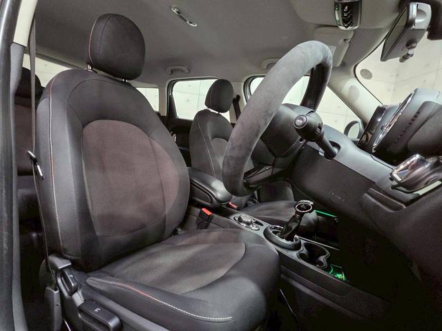ＭＩＮＩ クーパーＤ　クロスオーバー　オール４　ユーザー様直接仕入れ車両　ルーフキャリア　ボンネットストライプ　ＬＥＤヘッドライト　純正１７インチＡＷ　純正ナビ　ＢＴ接続　シートヒーター　ステアスイッチ　クルコン　ドラレコ　ウェルカムランプ　ＥＴＣ（51枚目）