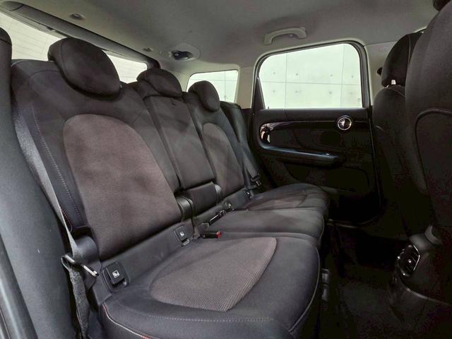 ＭＩＮＩ クーパーＤ　クロスオーバー　オール４　ユーザー様直接仕入れ車両　ルーフキャリア　ボンネットストライプ　ＬＥＤヘッドライト　純正１７インチＡＷ　純正ナビ　ＢＴ接続　シートヒーター　ステアスイッチ　クルコン　ドラレコ　ウェルカムランプ　ＥＴＣ（57枚目）