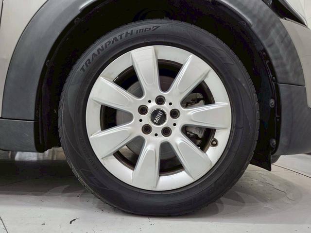 ＭＩＮＩ クーパーＤ　クロスオーバー　オール４　ユーザー様直接仕入れ車両　ルーフキャリア　ボンネットストライプ　ＬＥＤヘッドライト　純正１７インチＡＷ　純正ナビ　ＢＴ接続　シートヒーター　ステアスイッチ　クルコン　ドラレコ　ウェルカムランプ　ＥＴＣ（64枚目）