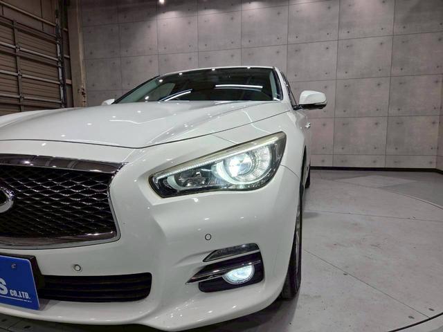 スカイライン ２００ＧＴ－ｔタイプＰ　純正ナビ　フルセグＴＶ　Ｂｌｕｅｔｏｏｔｈ　バックカメラ　ＬＥＤヘッドライト　フォグ　純正１７インチＡＷ　革シート　パワーシート　シートヒーター　ステアスイッチ　レーダークルーズ　前後ドラレコ　ＥＴＣ（11枚目）