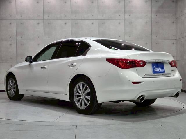 スカイライン ２００ＧＴ－ｔタイプＰ　純正ナビ　フルセグＴＶ　Ｂｌｕｅｔｏｏｔｈ　バックカメラ　ＬＥＤヘッドライト　フォグ　純正１７インチＡＷ　革シート　パワーシート　シートヒーター　ステアスイッチ　レーダークルーズ　前後ドラレコ　ＥＴＣ（19枚目）