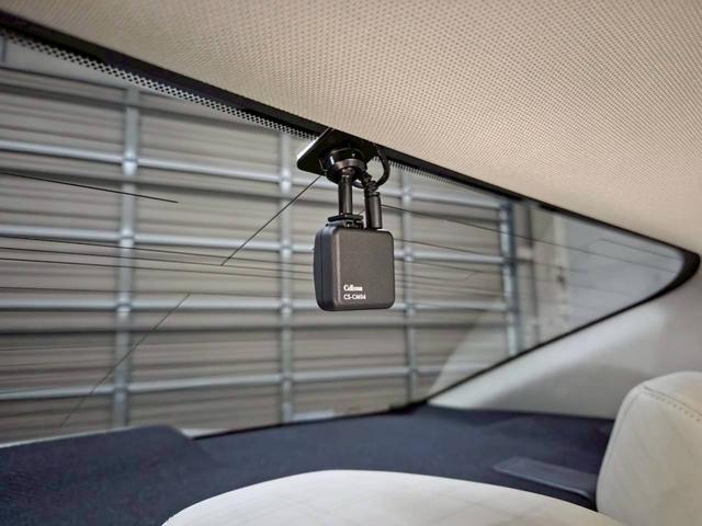 スカイライン ２００ＧＴ－ｔタイプＰ　純正ナビ　フルセグＴＶ　Ｂｌｕｅｔｏｏｔｈ　バックカメラ　ＬＥＤヘッドライト　フォグ　純正１７インチＡＷ　革シート　パワーシート　シートヒーター　ステアスイッチ　レーダークルーズ　前後ドラレコ　ＥＴＣ（42枚目）