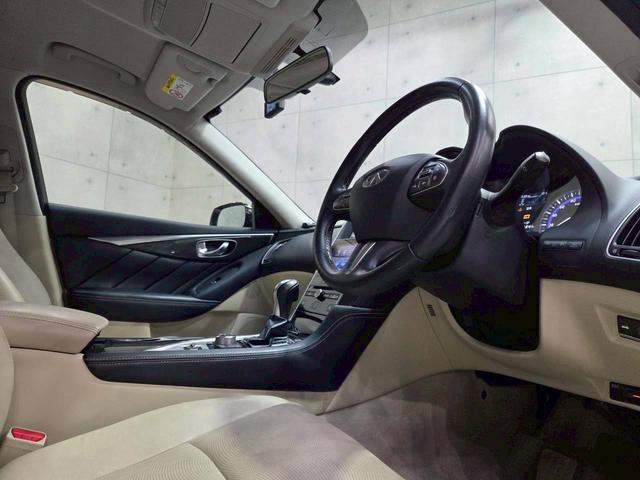 スカイライン ２００ＧＴ－ｔタイプＰ　純正ナビ　フルセグＴＶ　Ｂｌｕｅｔｏｏｔｈ　バックカメラ　ＬＥＤヘッドライト　フォグ　純正１７インチＡＷ　革シート　パワーシート　シートヒーター　ステアスイッチ　レーダークルーズ　前後ドラレコ　ＥＴＣ（53枚目）