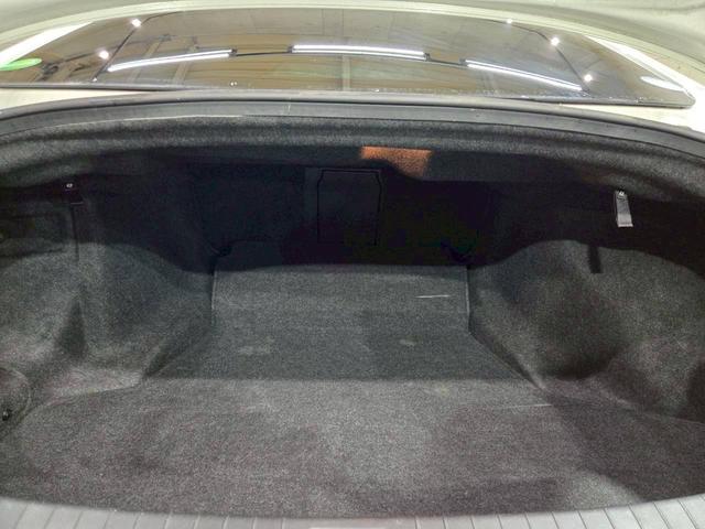 スカイライン ２００ＧＴ－ｔタイプＰ　純正ナビ　フルセグＴＶ　Ｂｌｕｅｔｏｏｔｈ　バックカメラ　ＬＥＤヘッドライト　フォグ　純正１７インチＡＷ　革シート　パワーシート　シートヒーター　ステアスイッチ　レーダークルーズ　前後ドラレコ　ＥＴＣ（68枚目）